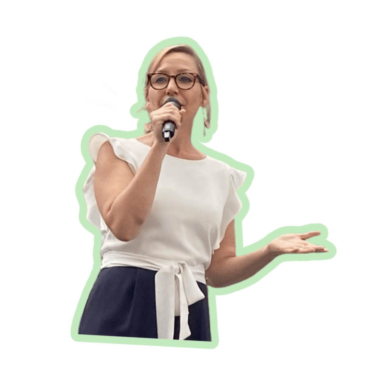 Larissa Waters speaking into a microphone
